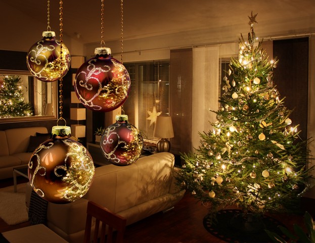 Christmas Tree Mold and Fire Prevention Tips